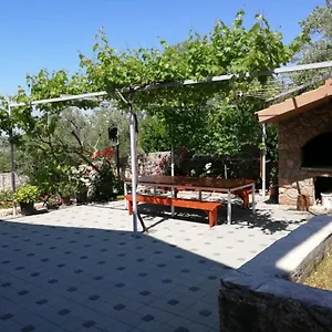Domagoj Apartment Maslenica