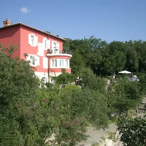 Apartman Dora, Kraljevica