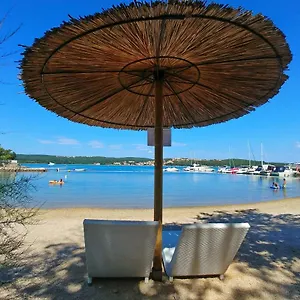Fisherman's Glamping Village Luxe tent